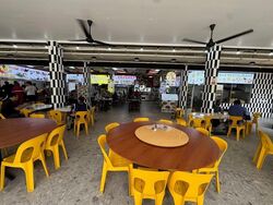 West Coast Drive (D5), Retail #627822071